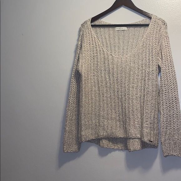 Abercrombie & Fitch Sweaters - Women’s Abercrombie and Fitch sweater Medium